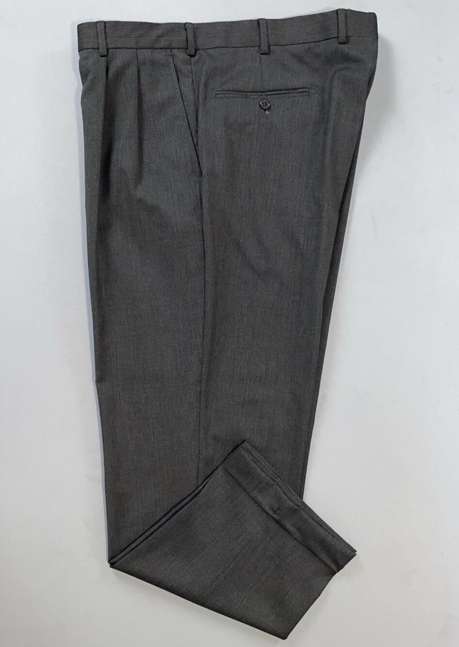Kirkland Signature Warren of Stafford Pleated/Cuffed Wool Dress Pants. 40X29 EUC